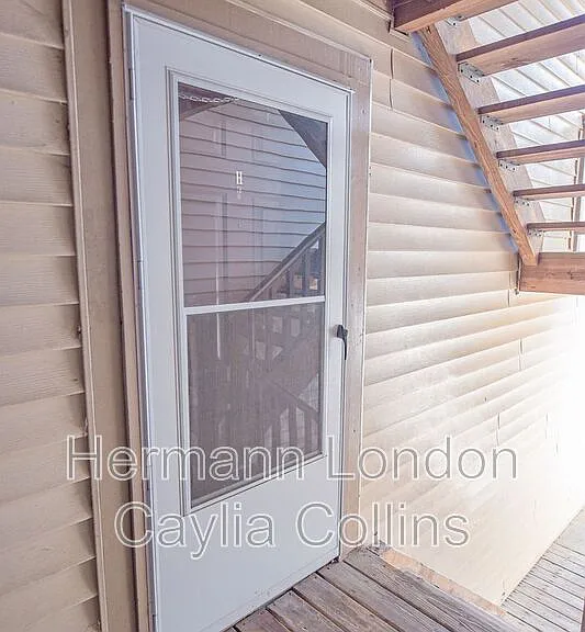 725 Ridgeside Dr #H — Photo 17