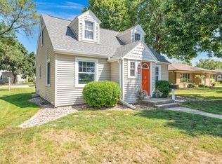 1206 N Ave, Milford, IA 51351