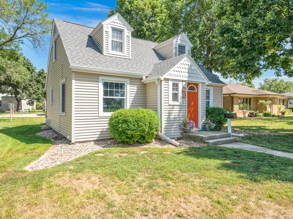 1206 N Ave, Milford, IA 51351