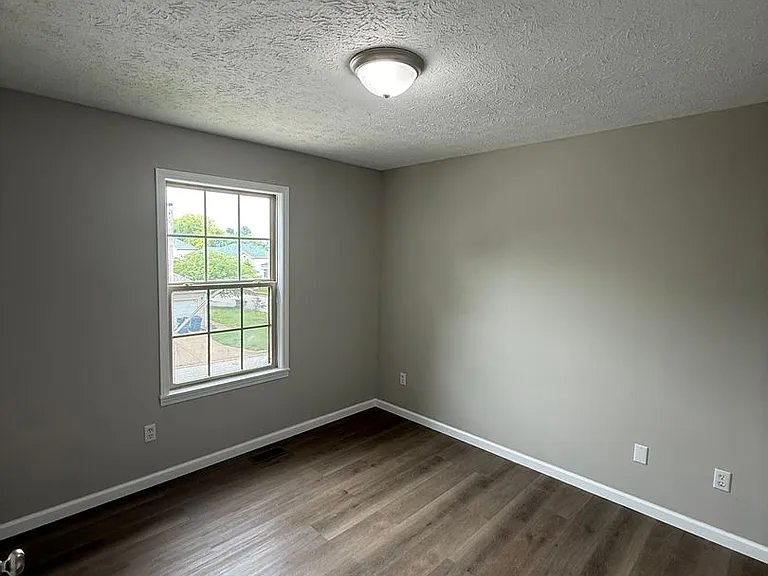 414 W Black Oak Rd — Photo 15