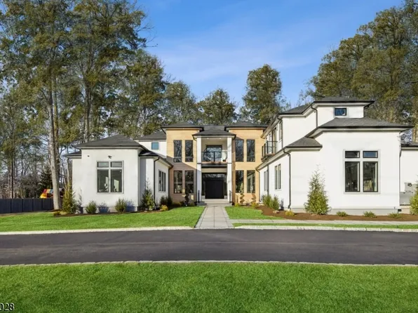 19 Highlander Dr, Scotch Plains Twp., NJ 07076