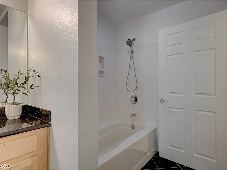 55 E Agate Ave #304 — Photo 25