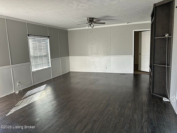 4th image of 519 High Ridge Dr