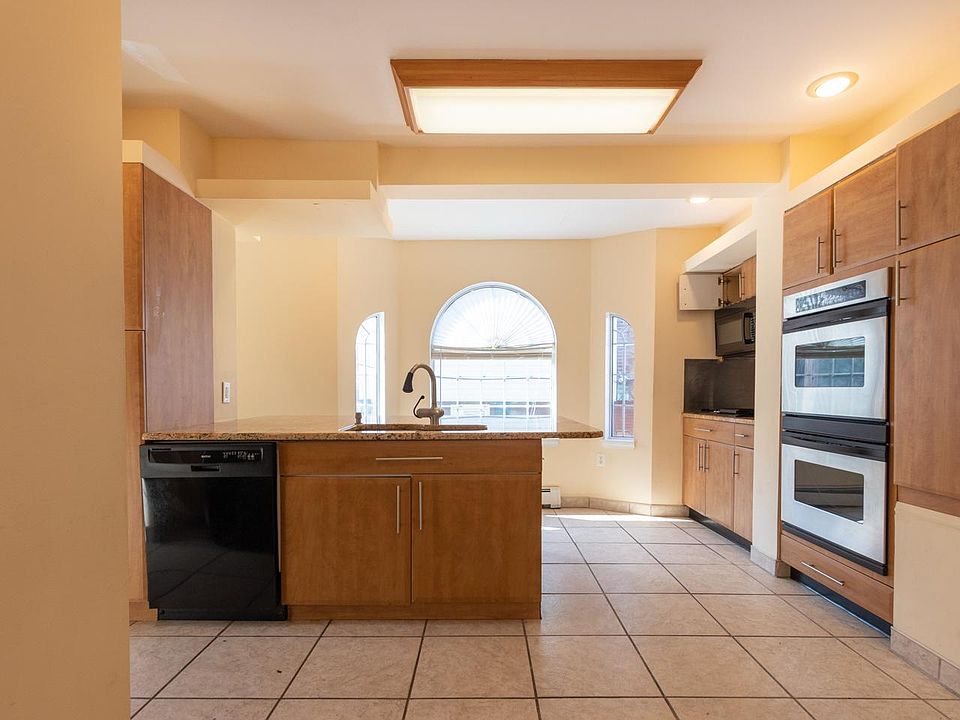 1st image of 1500 Kinsdale St #1