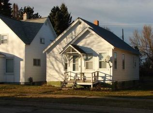 307 Amber St, Iron River, MI 49935