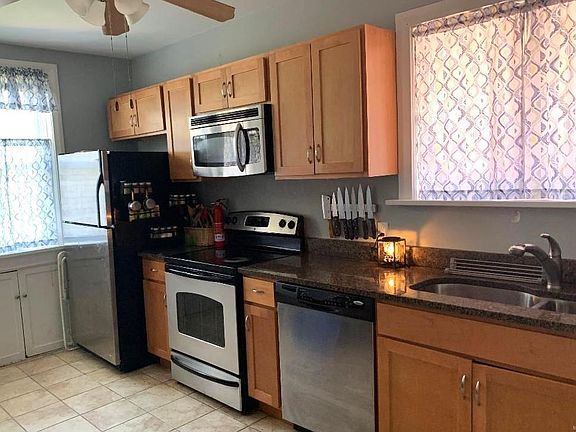 5th image of 4035 Bamberger Ave