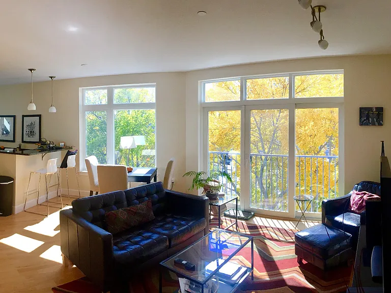 7-9 Cameron Ave #301 — Photo 3