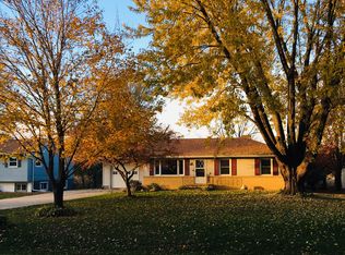 3369 Schmickle Rd, Marion, IA 52302