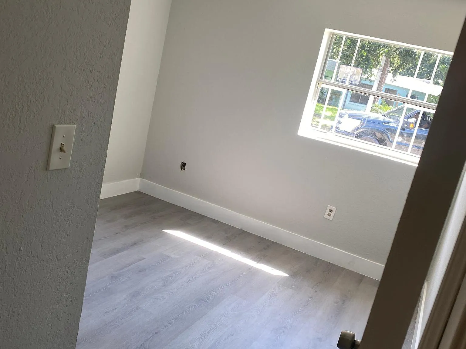 3 bed, 1352 sqft, $2,700 — Photo 4