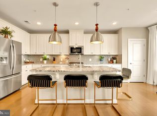 13430 Arrowbrook Centre Dr #5, Herndon, VA 20171