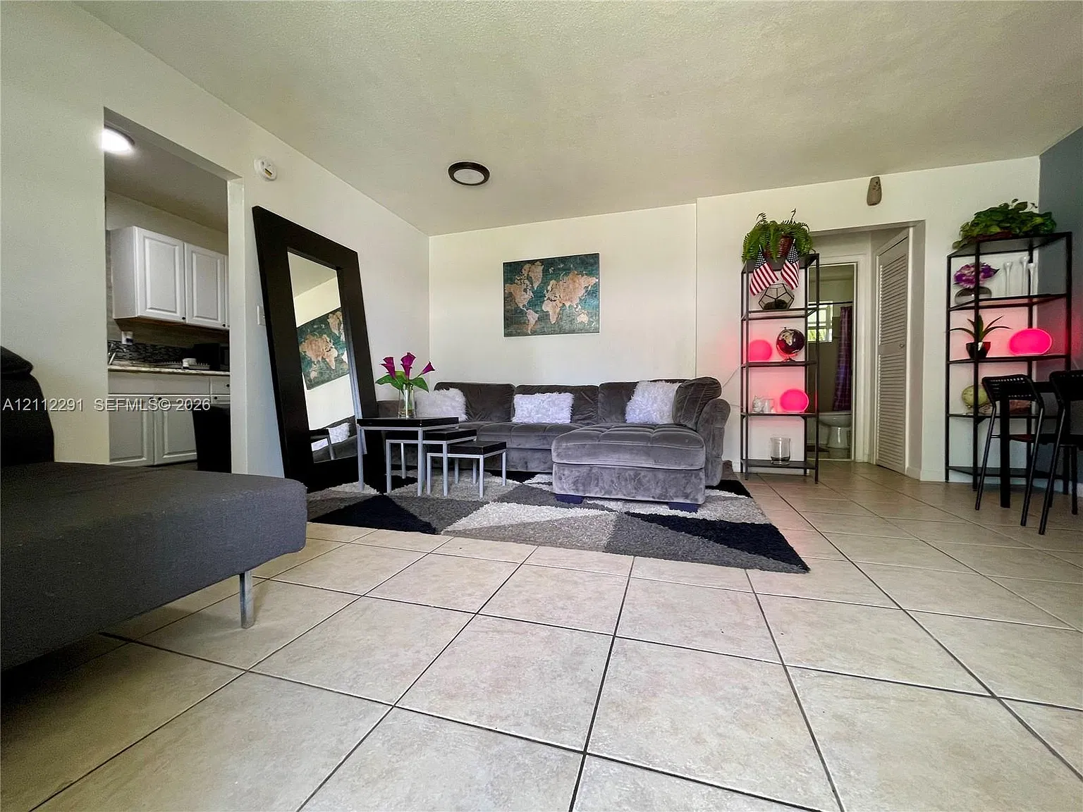 Senior Six Home Apts Cond — Photo 2