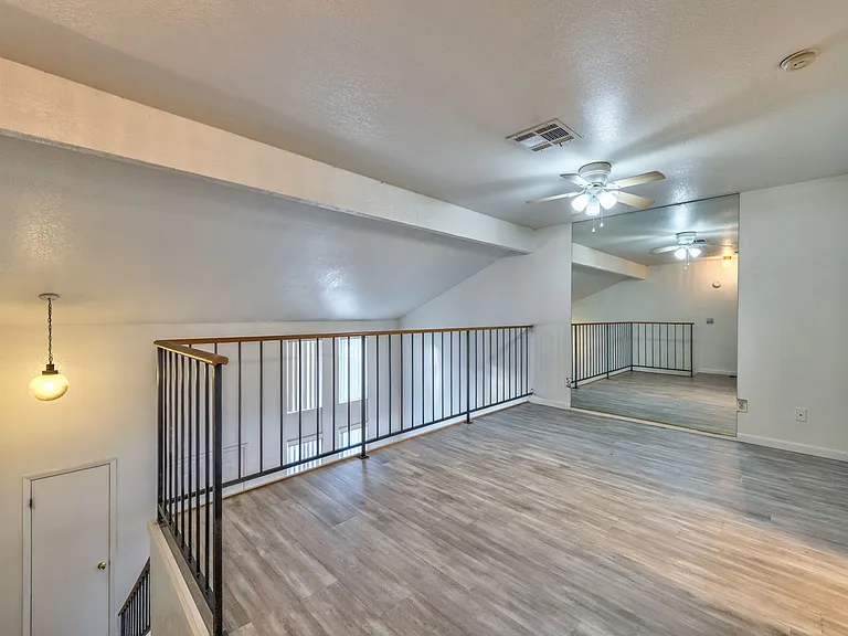 587 Sellers Pl — Photo 7