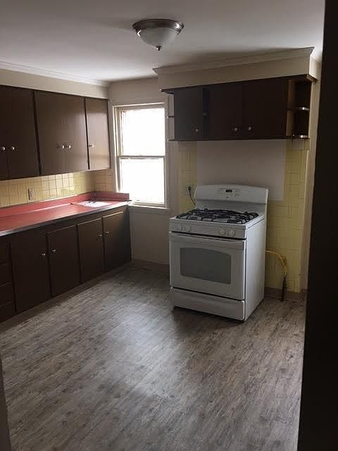 2nd image of 360 State St