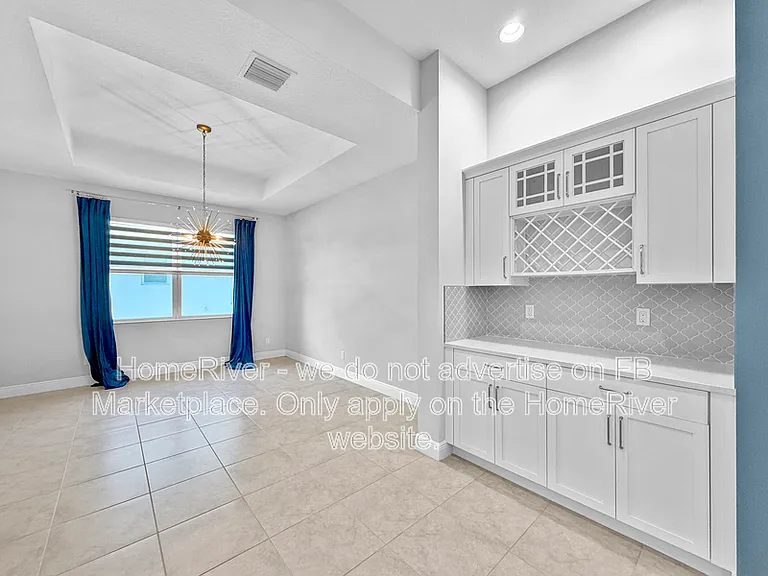12482 SW Sunrise Lake Ter — Photo 3