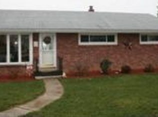 4060 Grandview Rd, Hanover, PA 17331