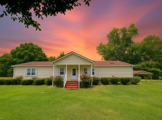 301 Melvin Wrenn Rd, Yanceyville, NC 27379