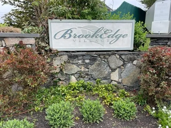 301 Church St APT 209, South Kingstown, RI 02879