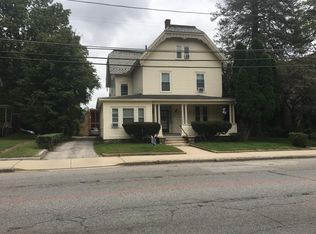 86 Hamilton St APT 2F, Southbridge, MA 01550