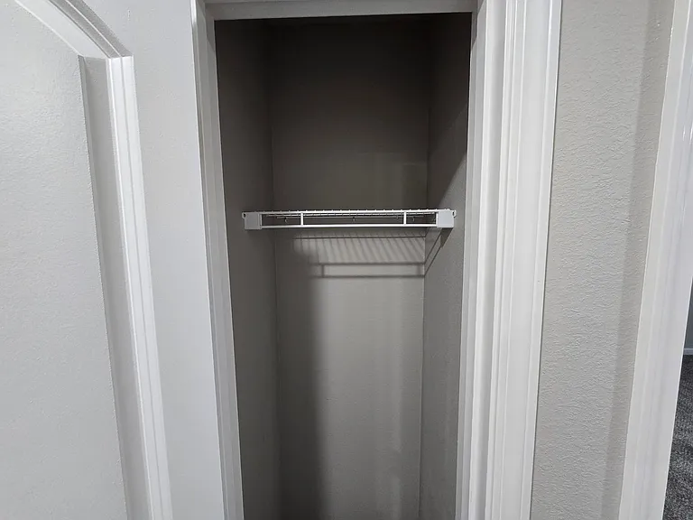 101 Goldfinch Dr — Photo 5