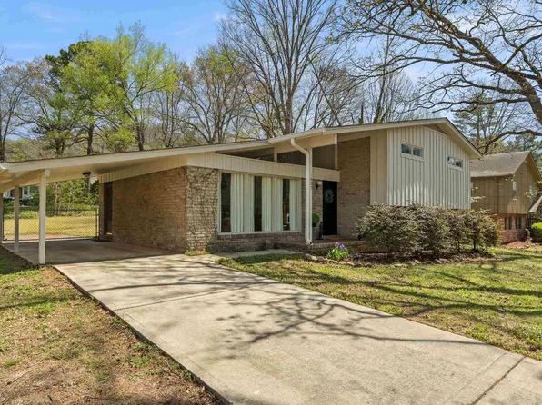 1437 Brewster Cir, Birmingham, AL 35235