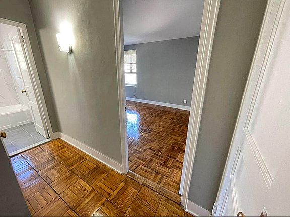 5th image of 6450C 188th St #1