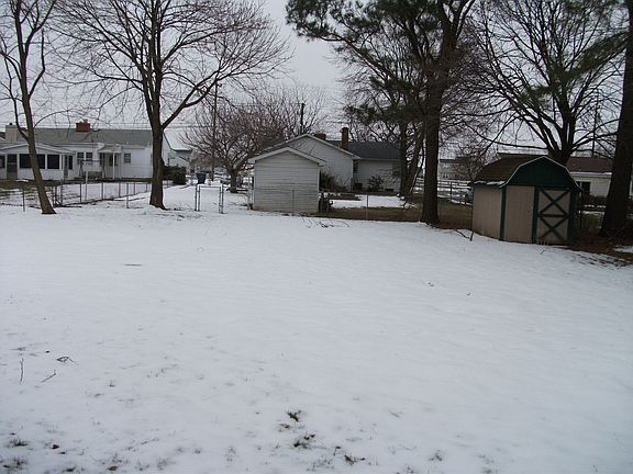 Back Yard/Shed