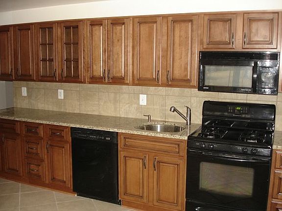 3rd image of 4308 Gifford Pinchot Dr