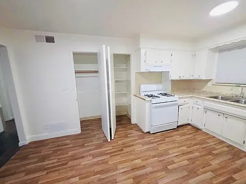 1215 Williams Way Photo 1