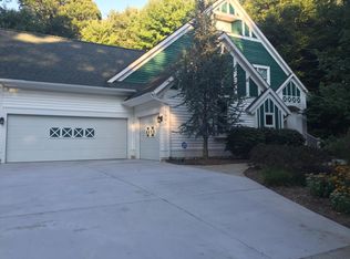 16098 Waterleaf Trl, Spring Lake, MI 49456
