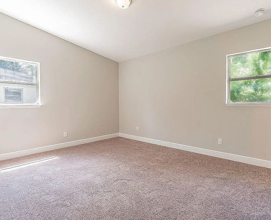 1st image of 2020 Kakaako Ave #1