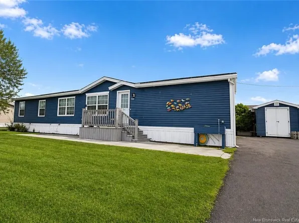 22 Perilla St, Moncton, NB E1H 2Z2
