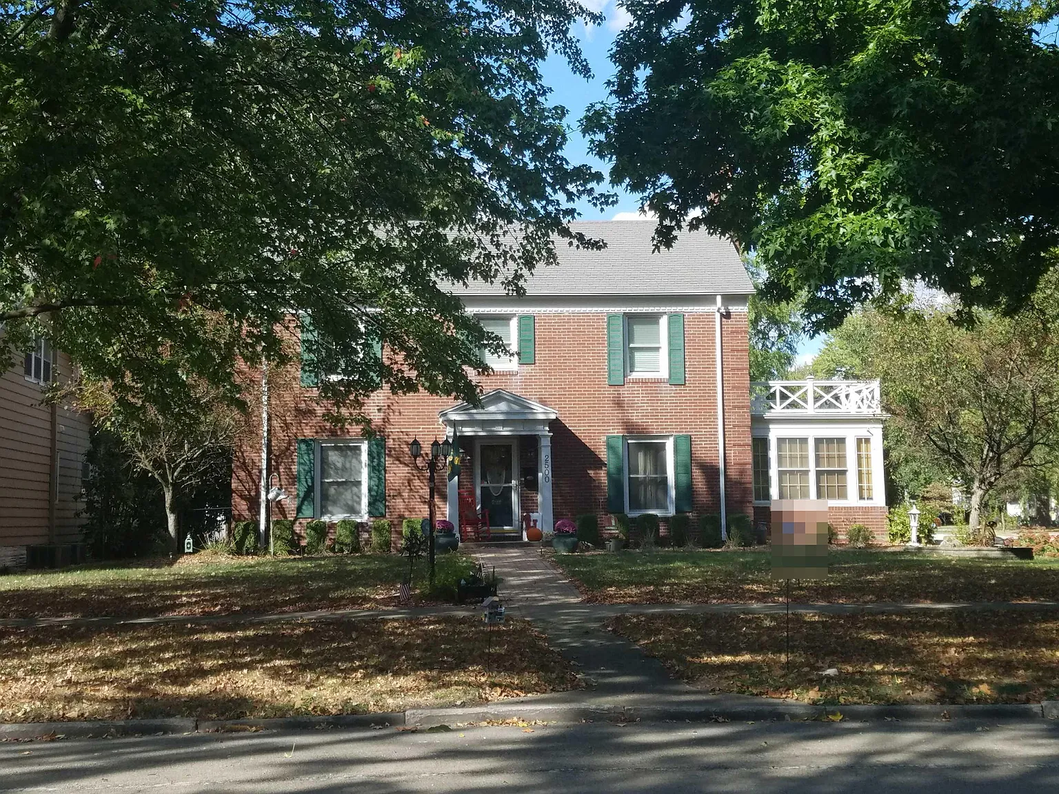 2500 Western Ave photo 1
