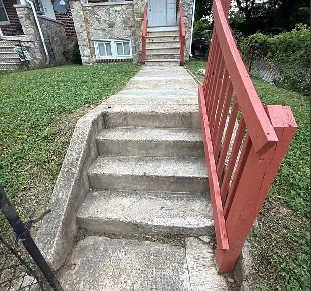 3000 Wolcott Ave — Photo 4