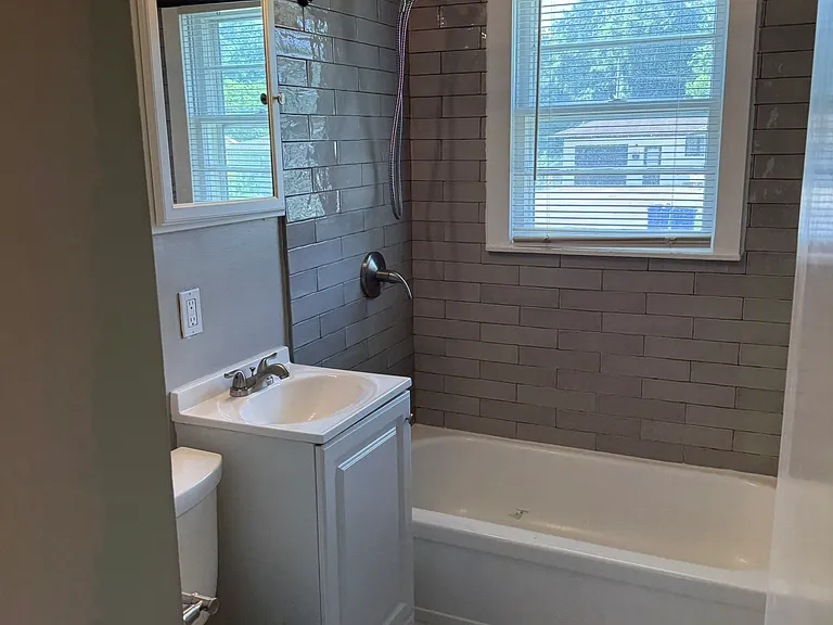 SW Lea Dr — Photo 20