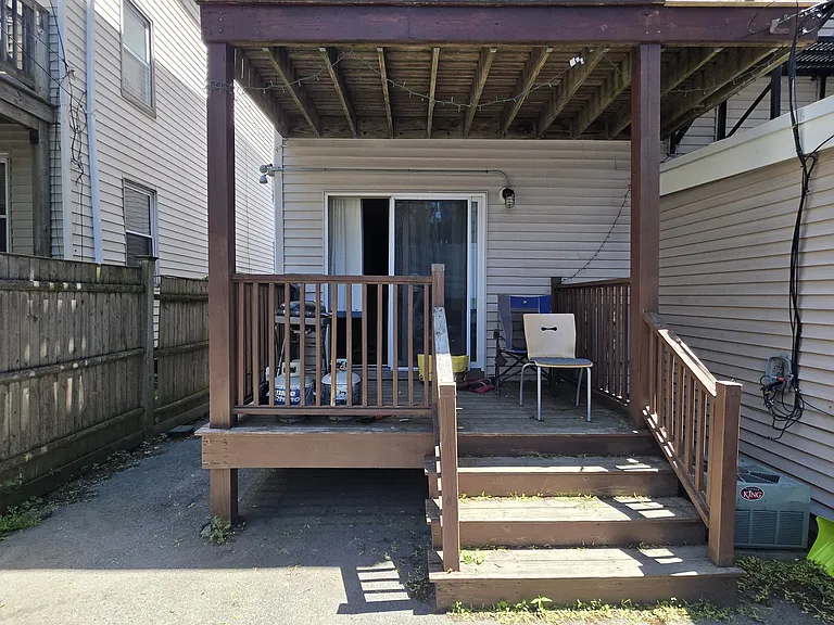 29 Jenkins St #1 — Photo 23
