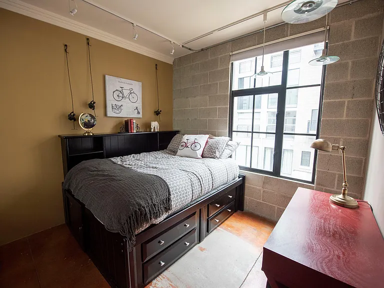 336 W Broadway #310 — Photo 18