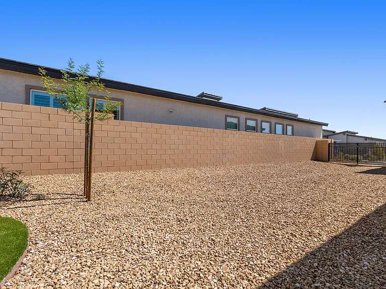 6323 Zephyr Ct — Photo 7