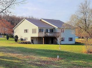 W7748 Patchin Rd, Pardeeville, WI 53954