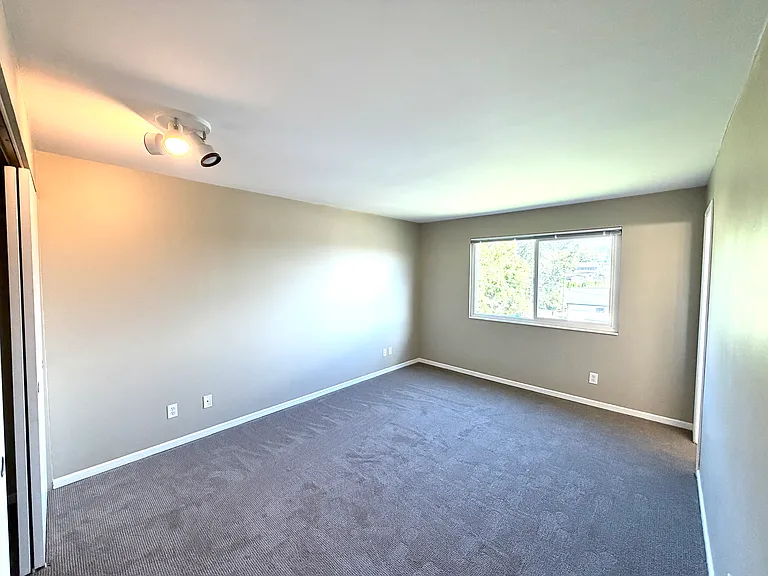 2663 Thorndyke Ave W #402 — Photo 20