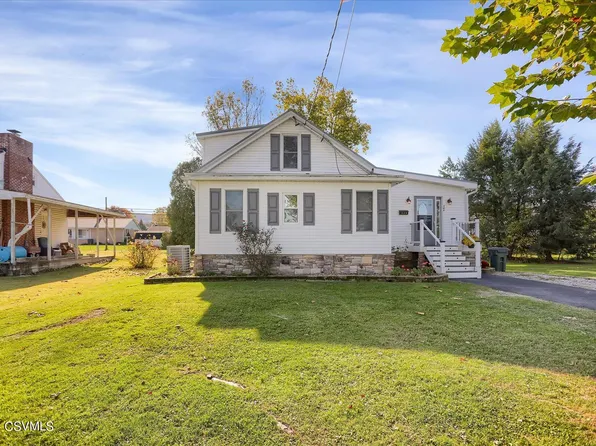 304 Schoch St, Middleburg, PA 17842