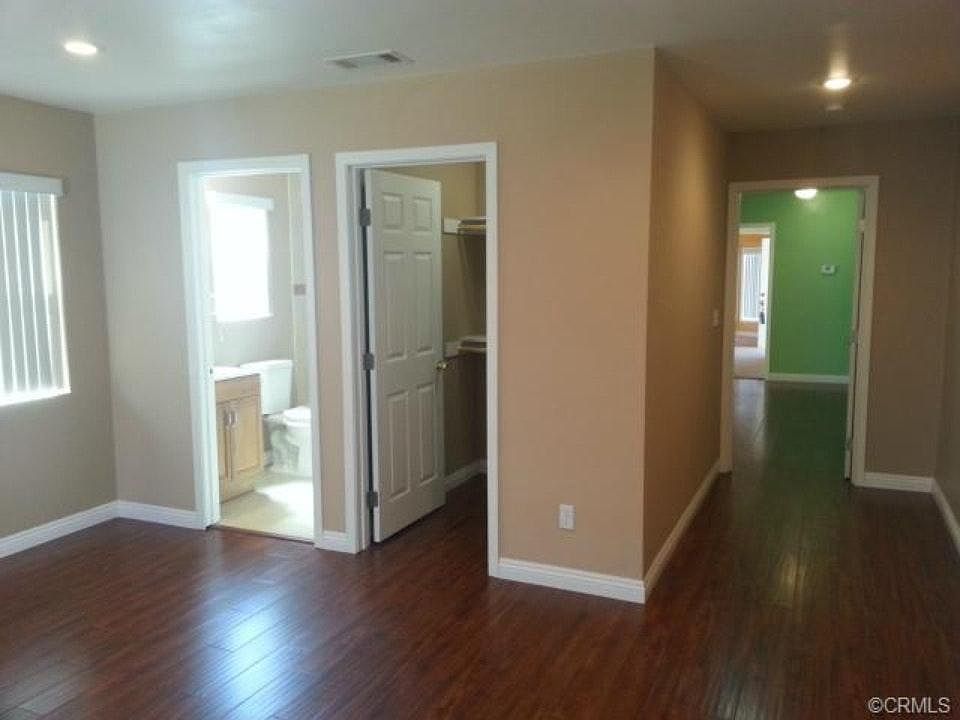 2nd image of 11839 Ashworth St