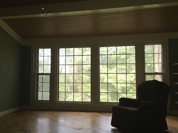 2nd image of 247 Hickorydale Dr