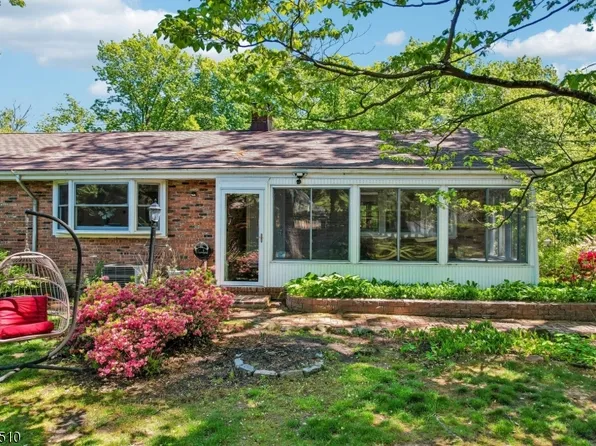 881 Bordentown Ave, Sayreville Boro, NJ 08879