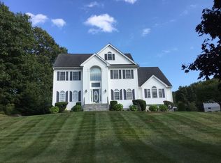 10 Ogden Ln, Middleton, MA 01949
