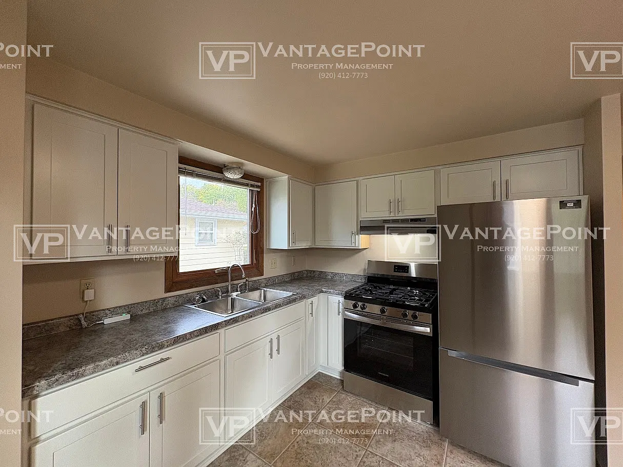 1415 Russell Street - 1 — Photo 2