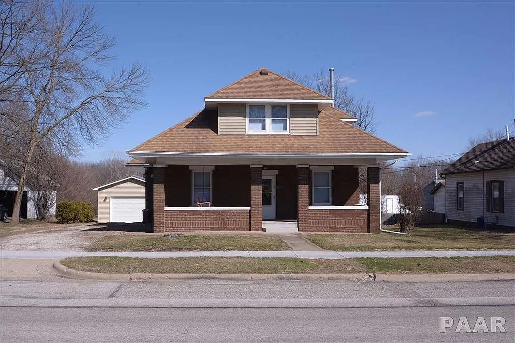 403 N Main St photo 1