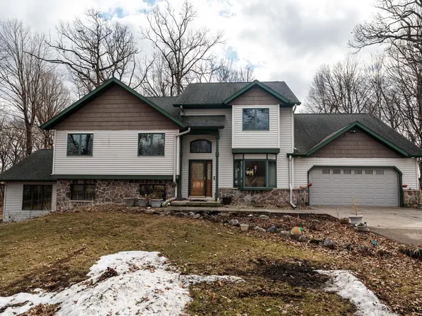 W8319 Cemetery ROAD, Lake Mills, WI 53551