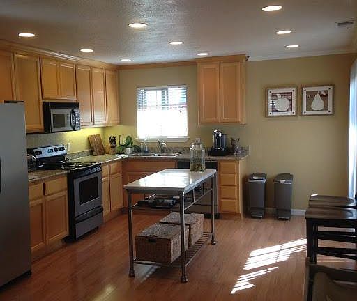 2nd image of 203 Harrison Ave