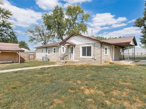 201 N Fern Street, Sellersburg, IN 47172