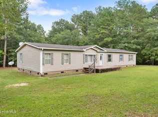 111 Willow Pond Dr, Hamlet, NC 28345